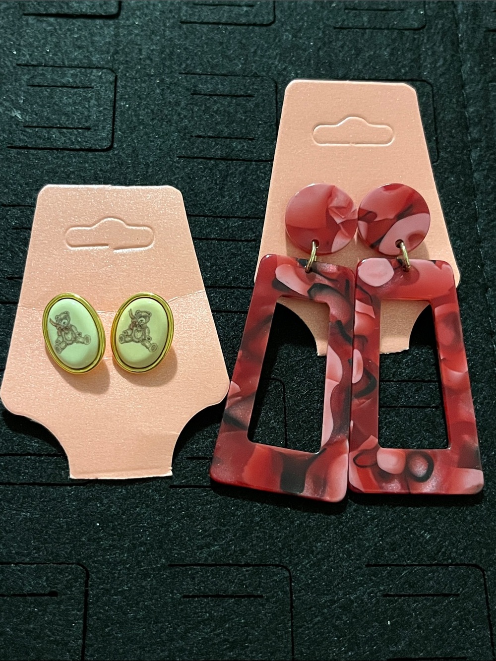 Periwinkle by Barlow Red Marbled Geometric Drop Earrings
